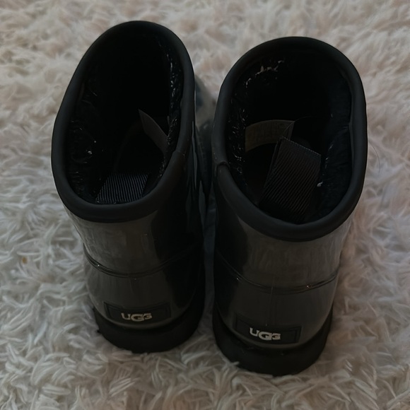 Clear/Black Uggs - Picture 3 of 5